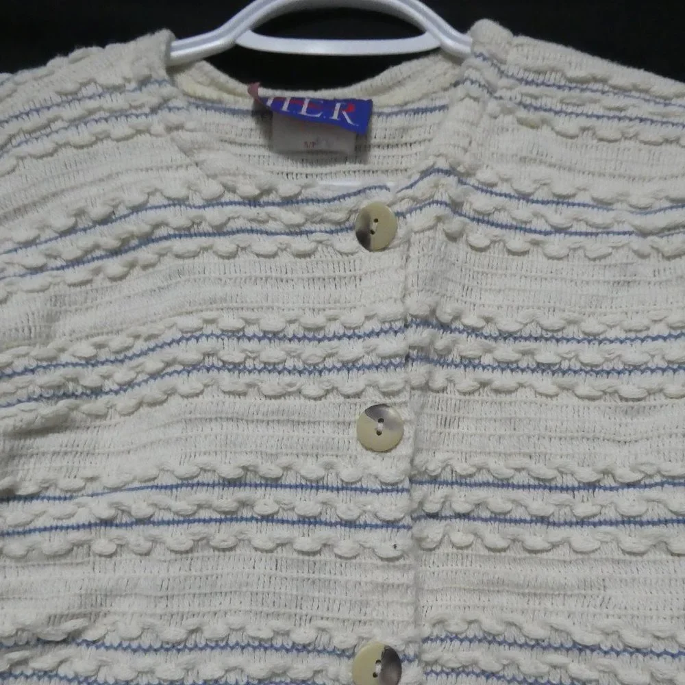HER | small | Chic Textured Button-Up Cardigan | Made In Canada | 100% Cotton - Picture 3 of 15